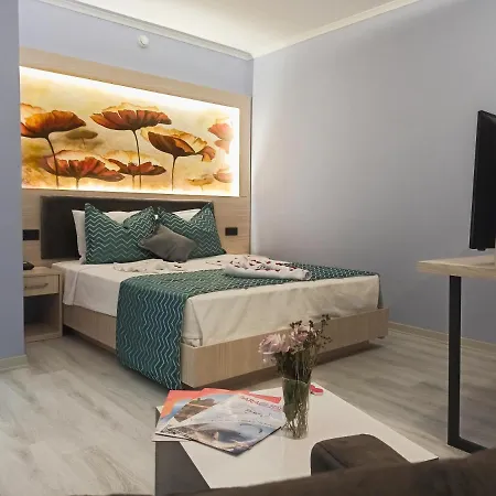 Hotell Livaneli Boutique 4*