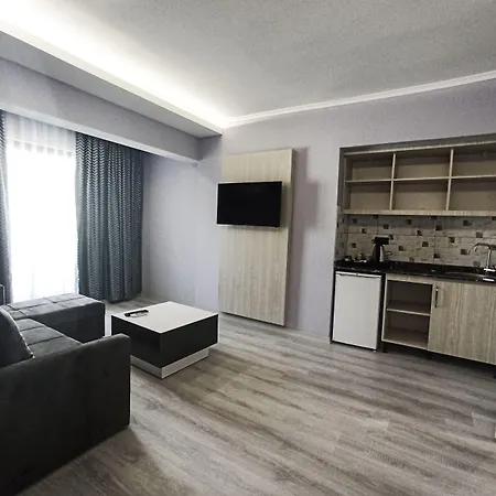 Livaneli Boutique