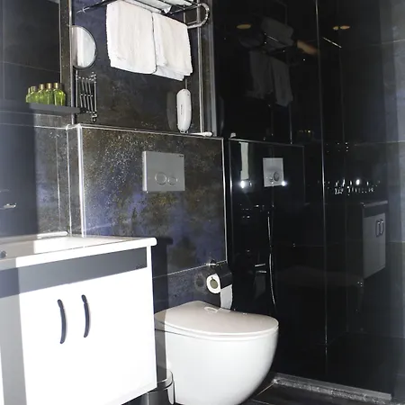 Livaneli Boutique 4*
