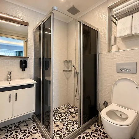 Livaneli Boutique 4*