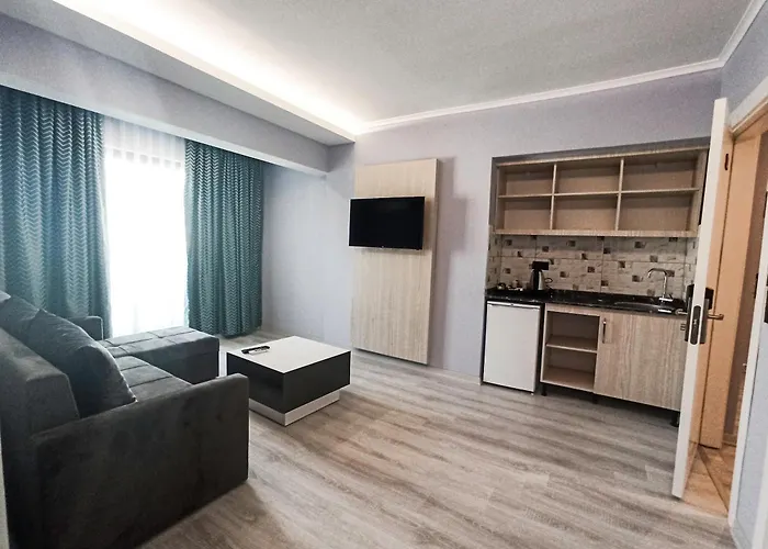 Hotell Livaneli Boutique 4*