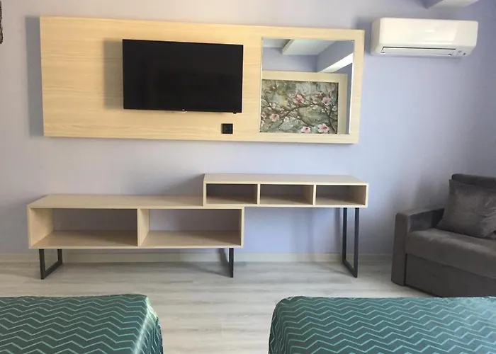 Livaneli Boutique 4*