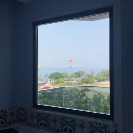 Ξενοδοχείο Livaneli Boutique 4*