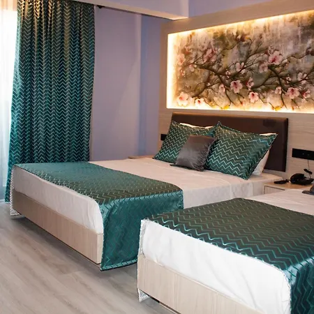 Livaneli Boutique Αλάνια